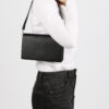 SEIDENFELT Tasche Birsta Clutch Black Tragebild OS